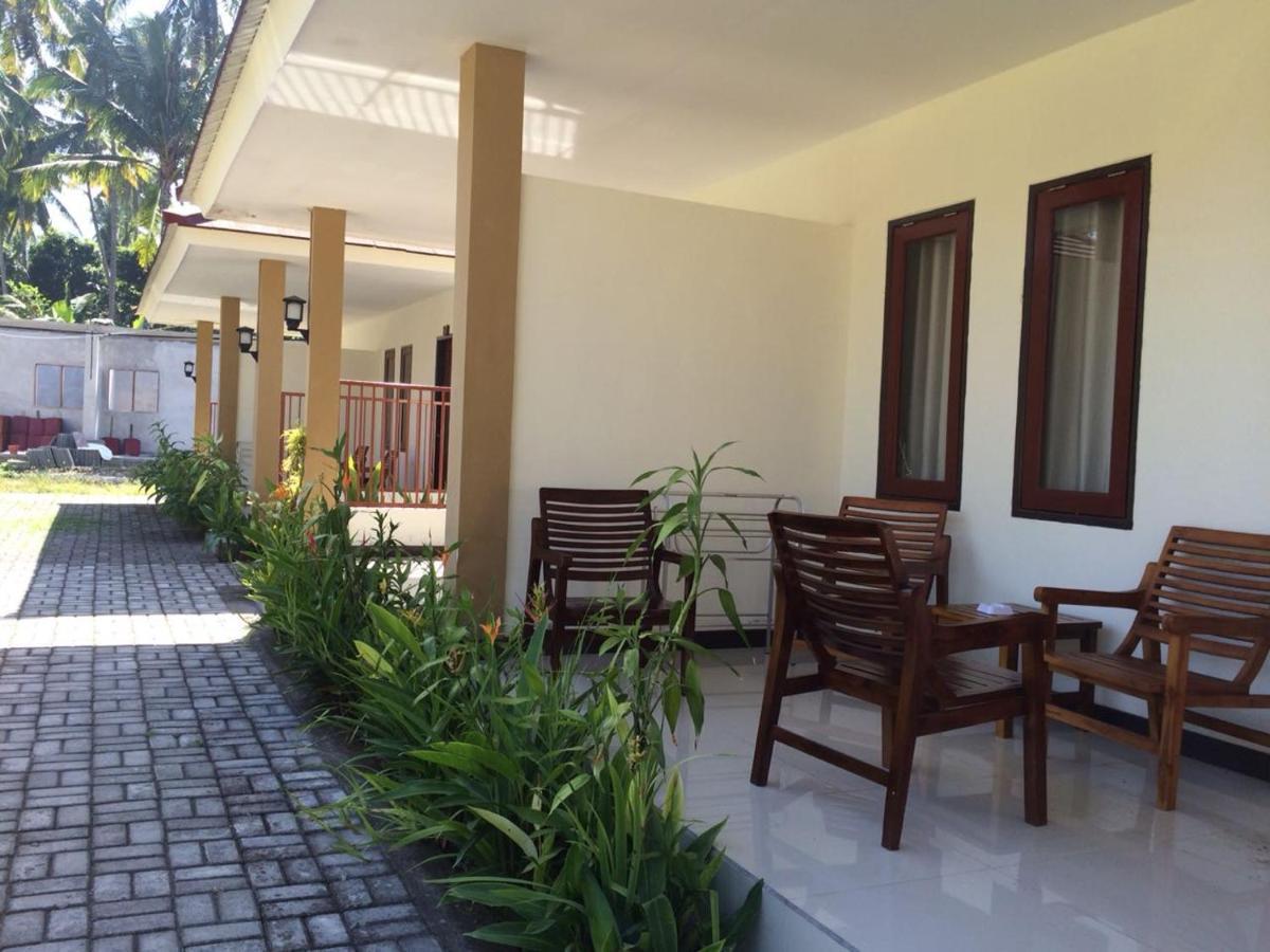 D'Batur Hotel Senggigi Buitenkant foto