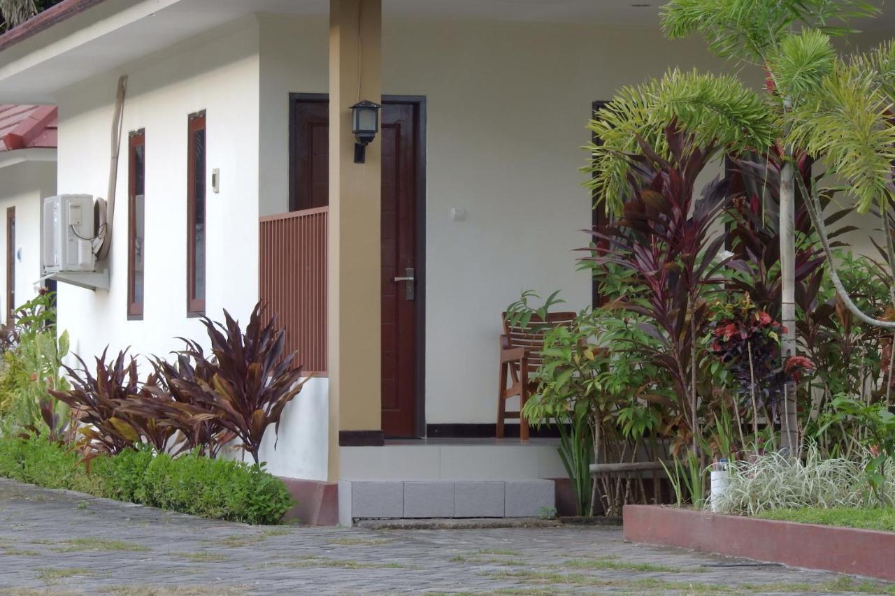 D'Batur Hotel Senggigi Buitenkant foto
